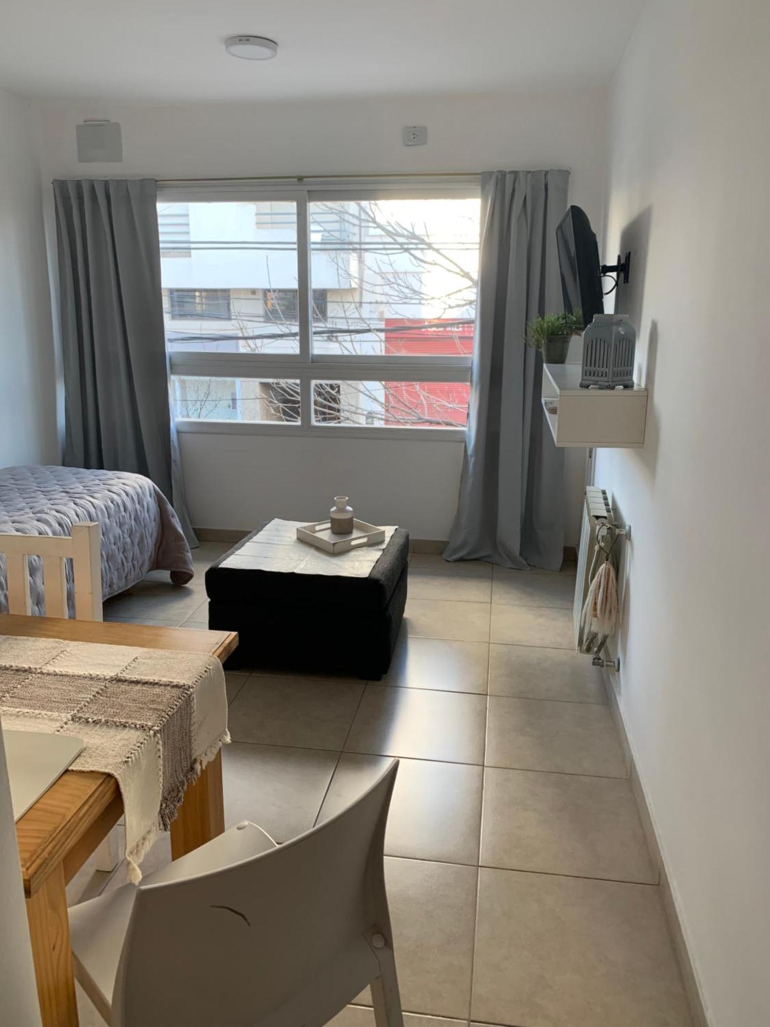 Dto Nuevo Barrio Universitario Ii , Wifi Y Cochera-check In Express-pet Friendly Apartamento